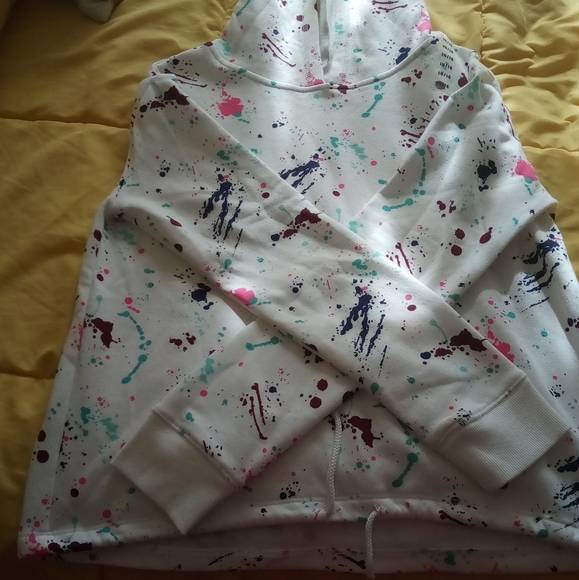 A nice hoodie - Picture 1 of 1